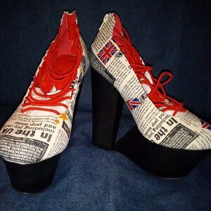 ( RARE !) MONA MIA DYNAMO UK FLAG PRINT  Sculptural Cutout Wedge Booties